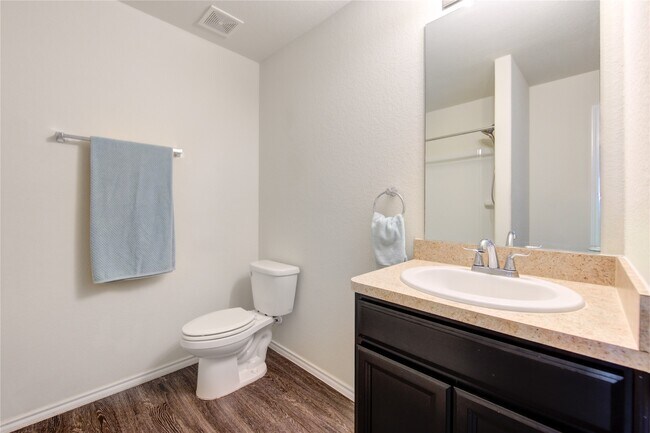 Building Photo - 5027 Brewcastle Ln