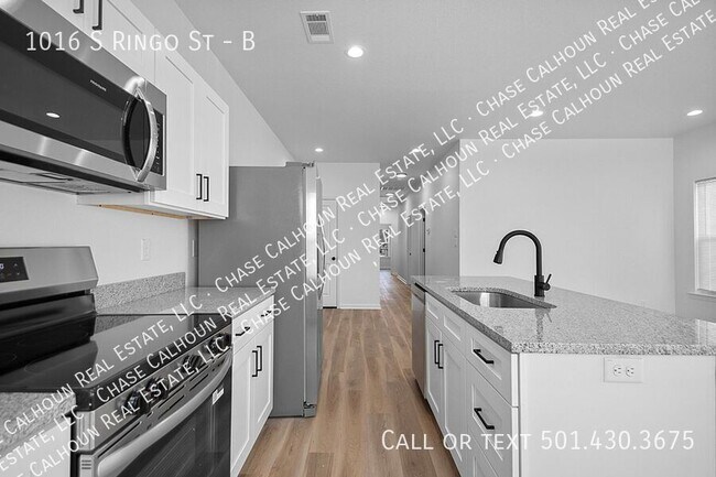 Building Photo - 1016 S Ringo St