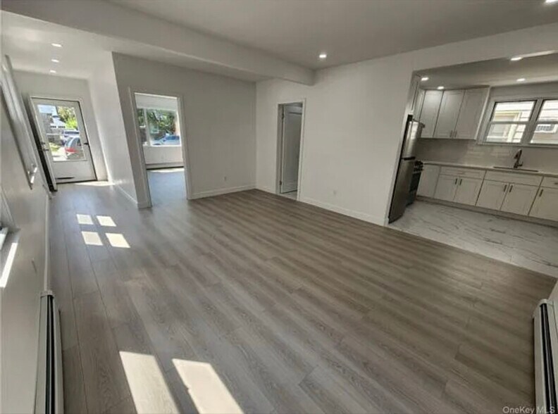 Building Photo - 45-58 172nd St