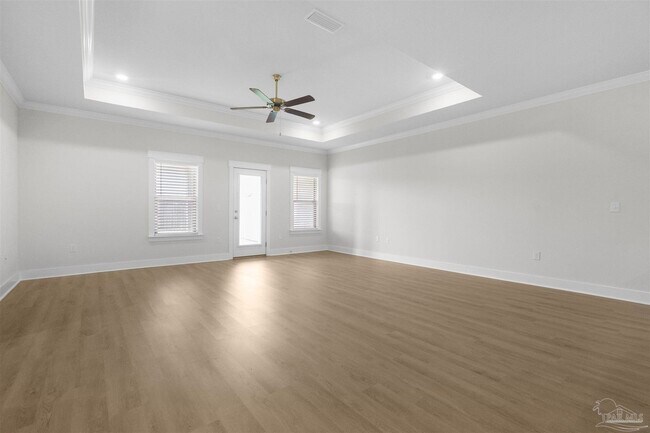 Building Photo - 704 Brambling Ct