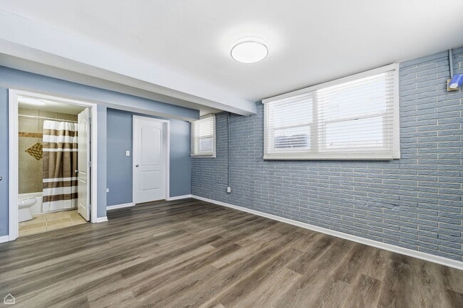 Building Photo - 22180 Navaho Ave