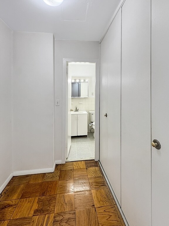 Building Photo - 6 Whittier Pl