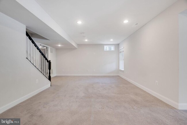 Building Photo - 7316 Hargrove Ct