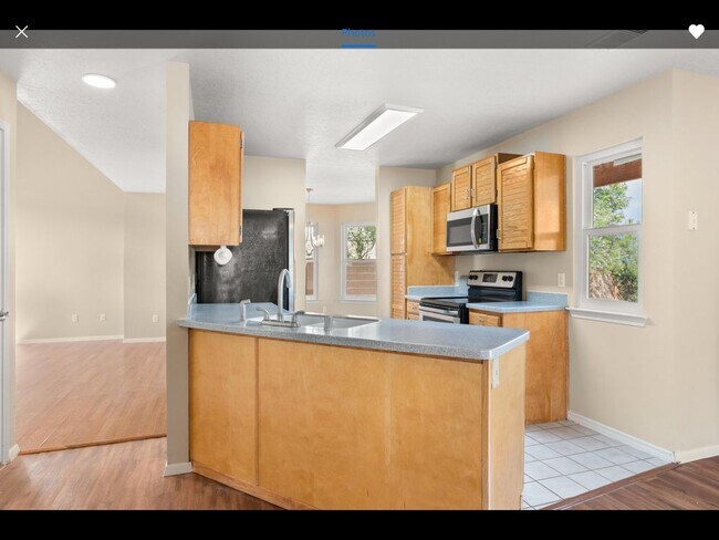 Building Photo - 6232 Prairie Sage Dr NW