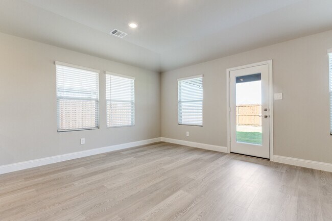 Building Photo - 702 Williams Wy