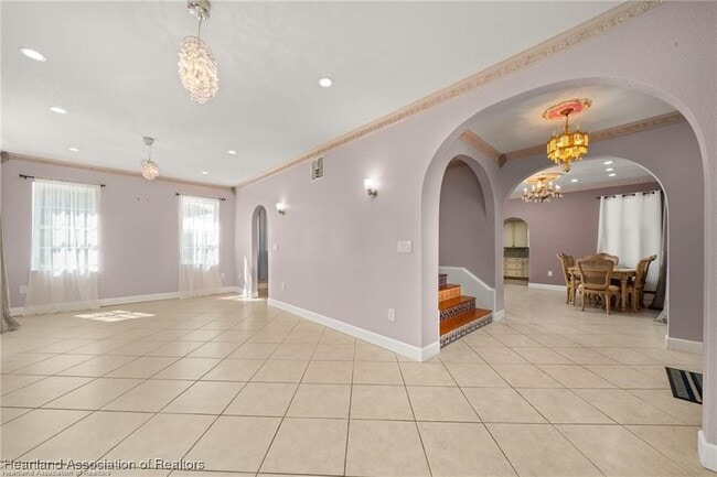 Building Photo - 1110 Hotiyee Ave