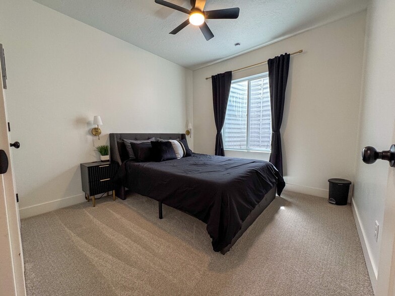 Building Photo - 5385 N Sulley Way