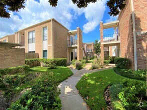 Building Photo - 3741 Thistlemont Dr