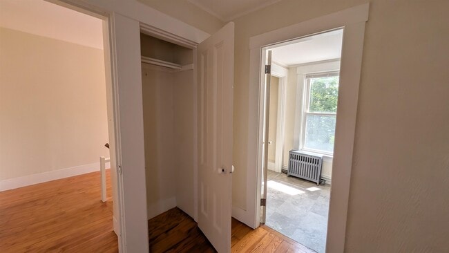 Building Photo - 126 Sullivan St