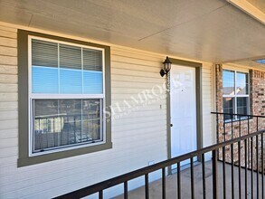 Building Photo - Midway ISD 4-plex