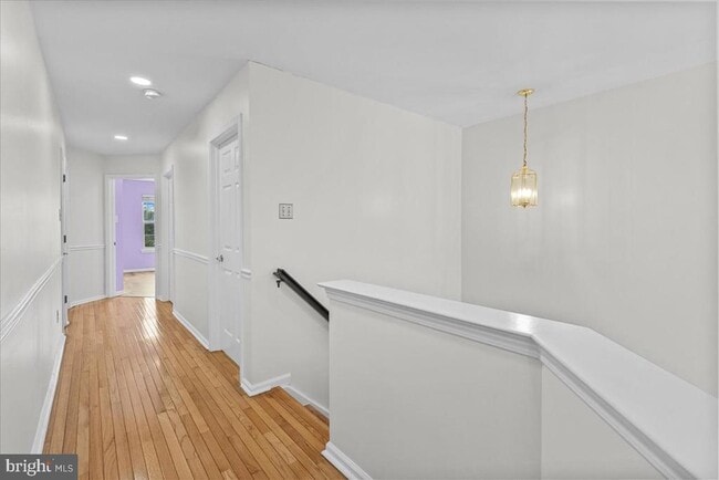 Building Photo - 14 Hearthstone Ln