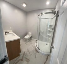 Building Photo - 3117 Pearl Dr