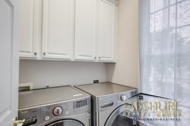 Building Photo - 9028 Stoney Run Dr