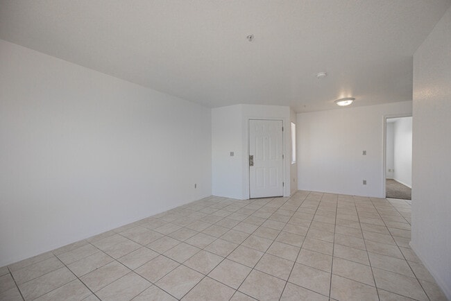 Building Photo - 16033 N 25th St