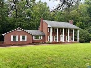 Building Photo - 510 Panorama Rd
