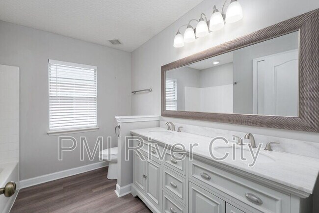 Building Photo - 6522 Skyler Jean Dr