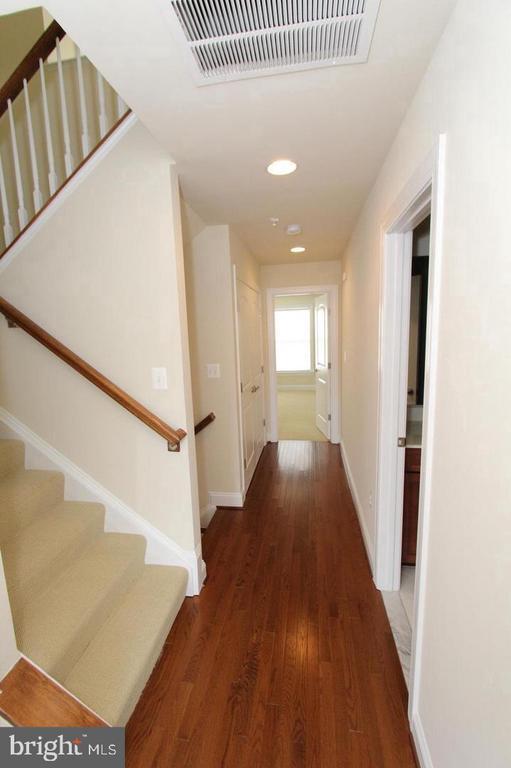 Building Photo - 8043 Reserve Way