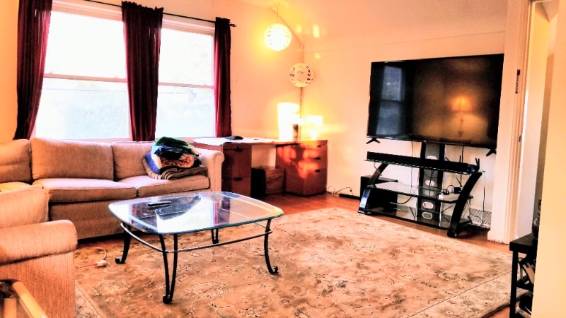 Building Photo - 1409 Catalpa Dr