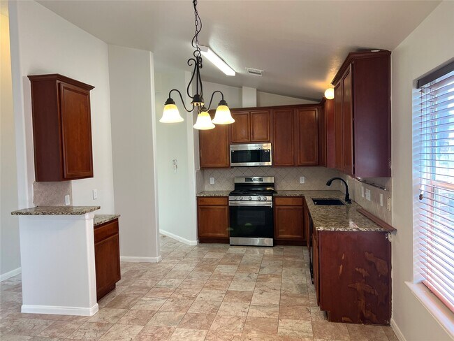 Building Photo - 18311 Melissa Springs Dr