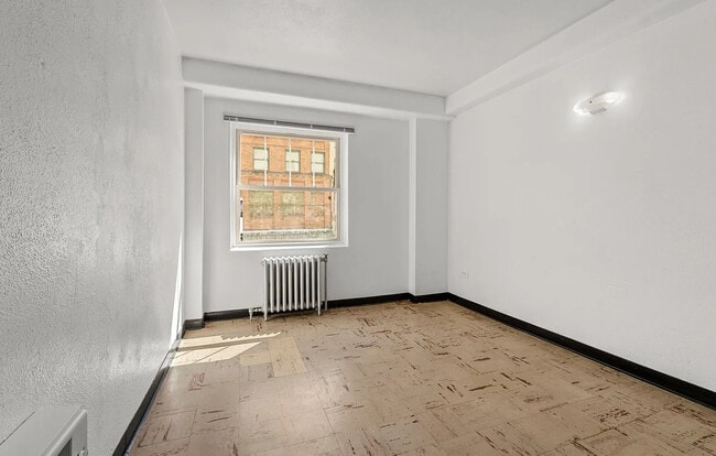 Building Photo - Pend Oreille Apartments