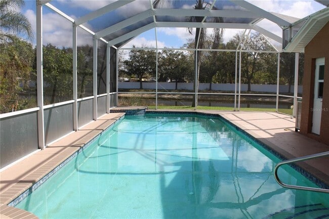 Building Photo - 4423 Useppa Dr