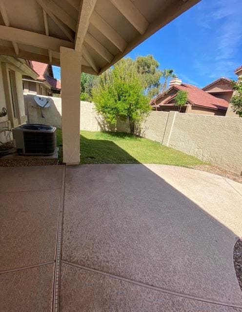 Building Photo - 721 N Mallard St