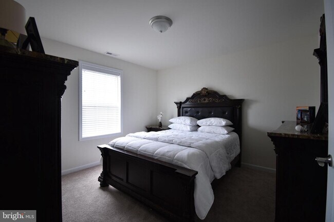 Building Photo - 84 Cilento Dr