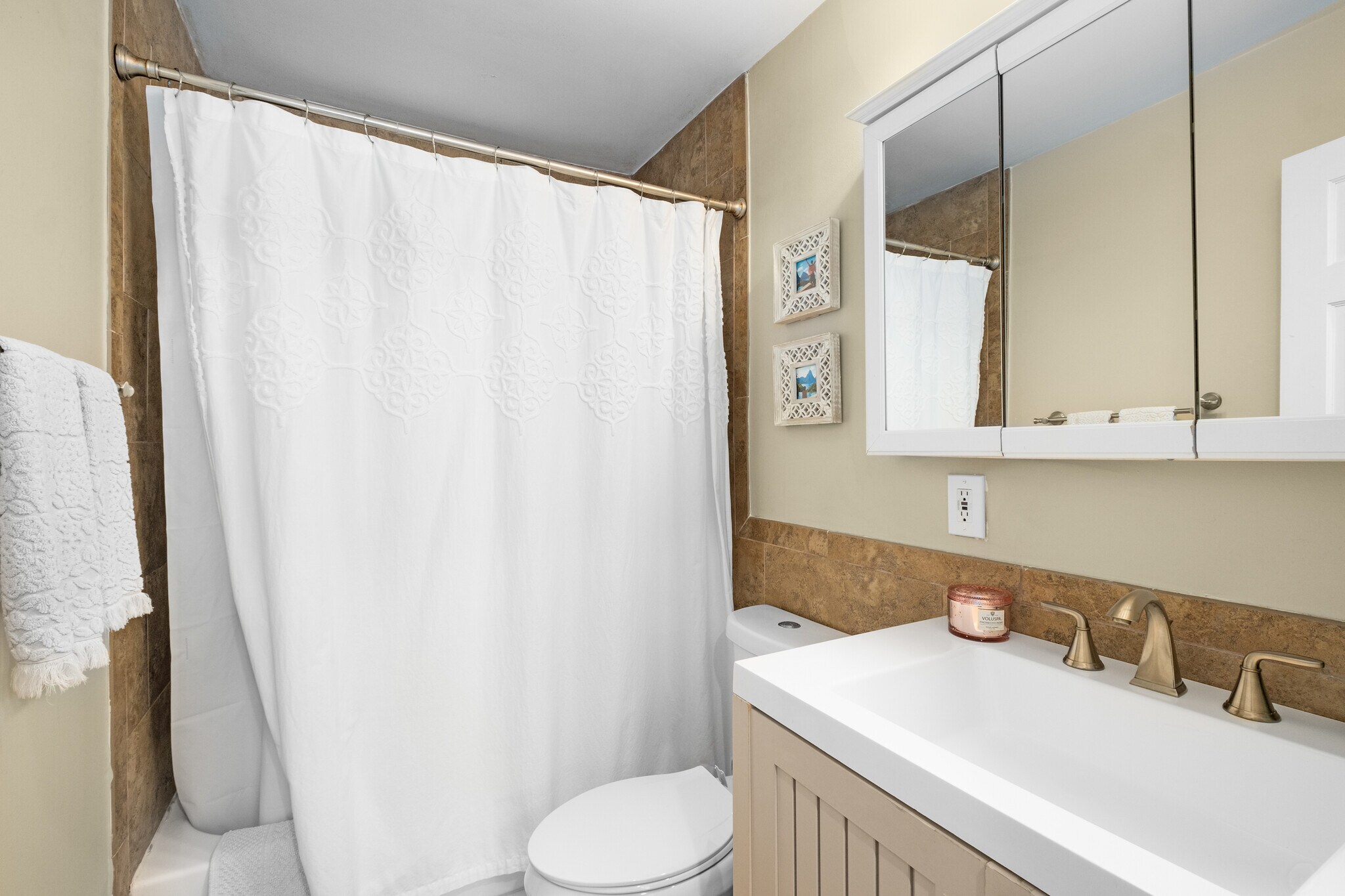 Building Photo - 1788 Ridgeway Ave NW