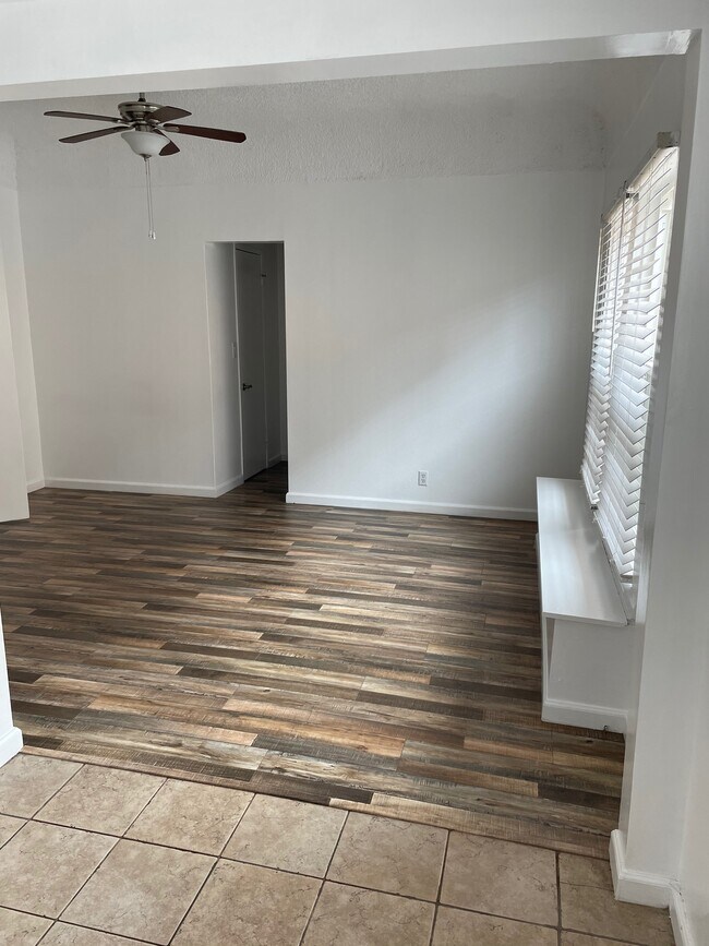 Building Photo - 4234 Mont Clair St