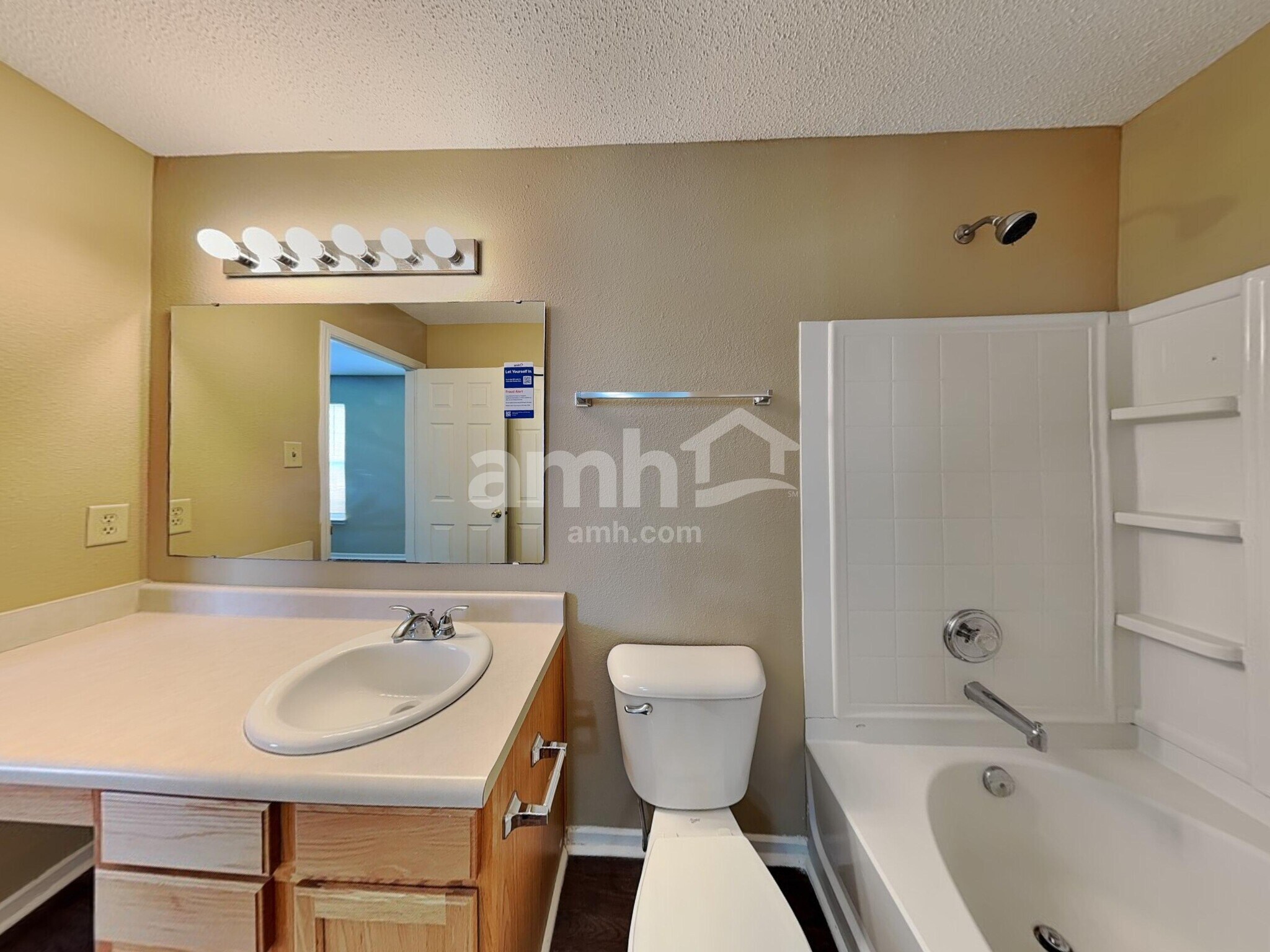 Building Photo - 6803 Amber Springs Way