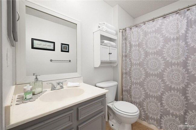 Building Photo - 13 Kilgore Ave