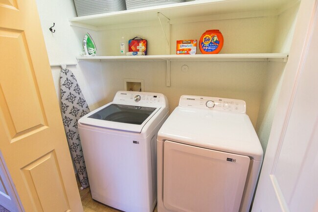 Building Photo - 1932 Sonoma Ranch Blvd