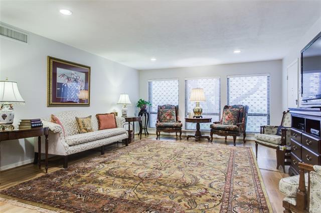 Primary Photo - 6357 Diamond Head Cir