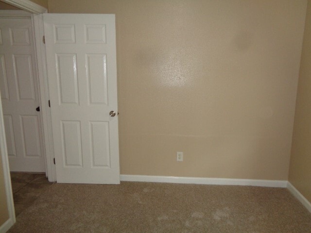 Building Photo - 3012 Barksdale Dr