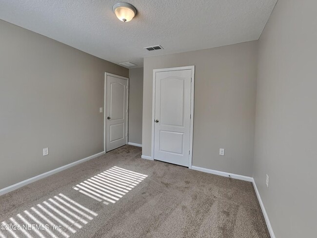 Building Photo - 12043 Sea Grove Pl