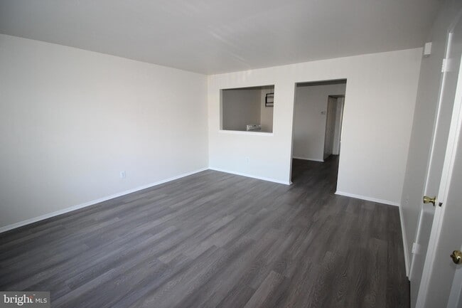 Building Photo - 2016 Jason Dr