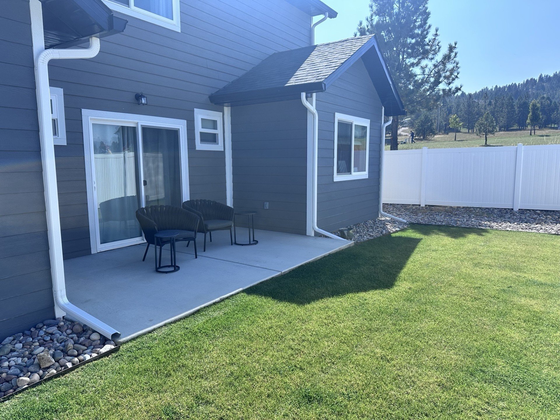 Building Photo - 2300 Deerfield Ln