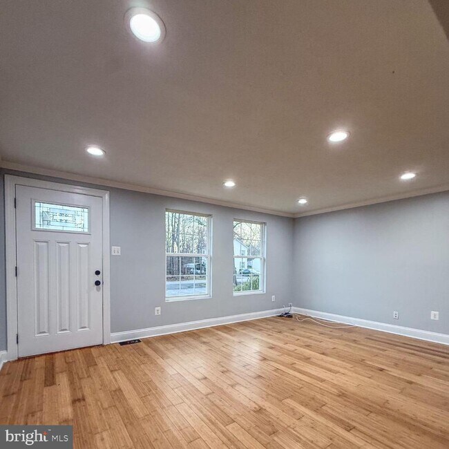 Building Photo - 205 Biddle Rd