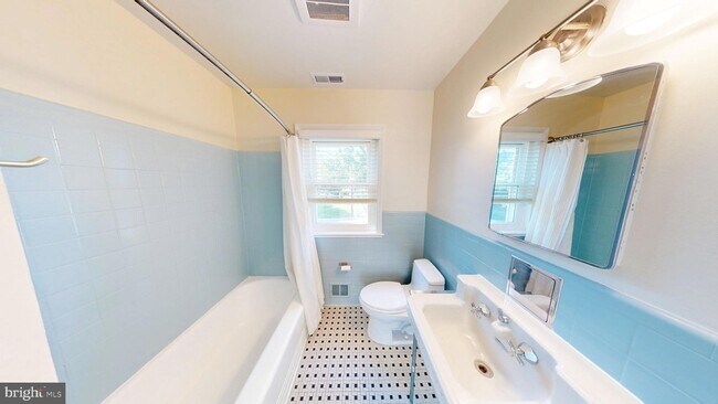 Building Photo - 11 Indian Spring Dr