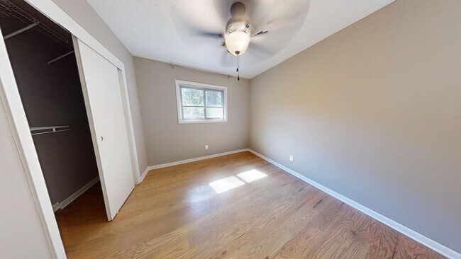 Building Photo - Shelton Woods Single Family