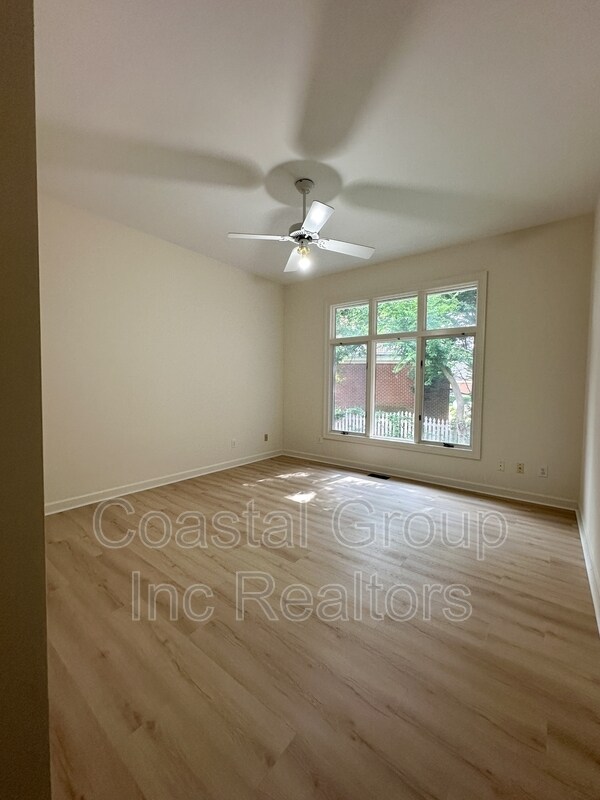 Building Photo - 1661 Spring House Trail