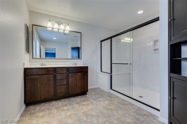 Building Photo - 2130 Emyvale Ct