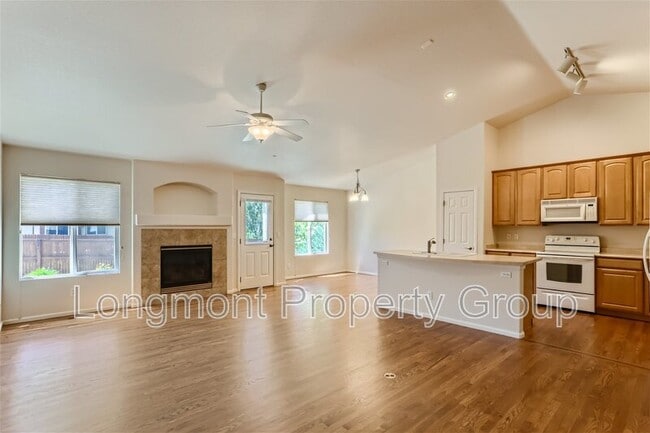 Building Photo - 1425 Tonkin Pl