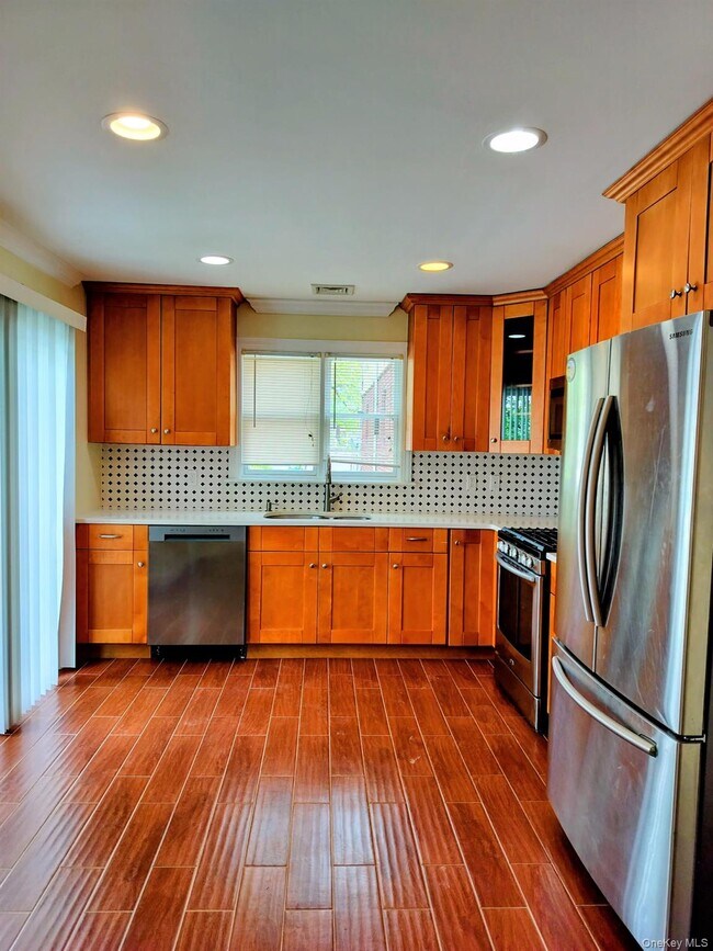 Building Photo - 53 Juniper Rd