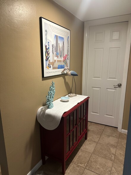 Entrance Laundry - 600 Cranes Way