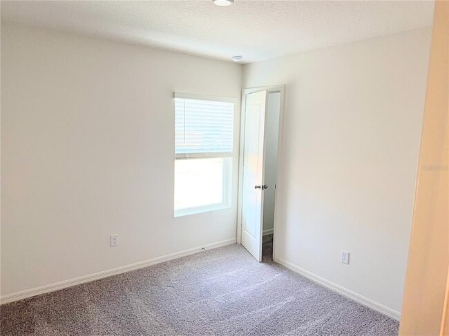 Building Photo - 2905 Lavanda Dr