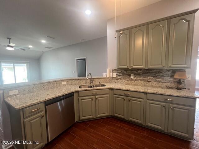 Building Photo - 13985 Fish Eagle Dr E