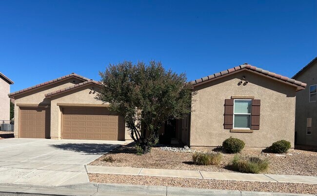 Primary Photo - 8631 Mesa Top Rd NW