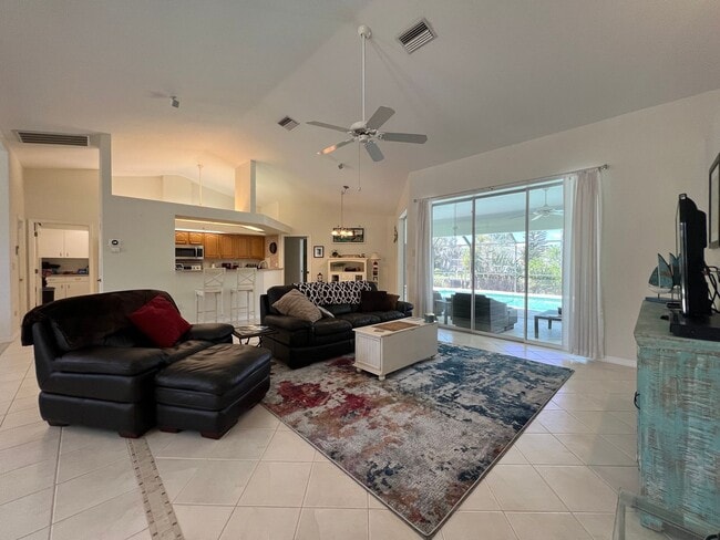 Building Photo - FURNISHED SHORT TERM RENTAL - 3 Bed / 2 Bath - Single Family Pool Home - $5,000/month ** Heated S...