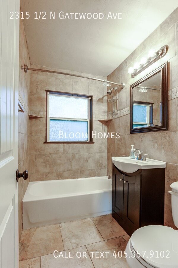 Building Photo - 2315 1/2 N Gatewood Ave-